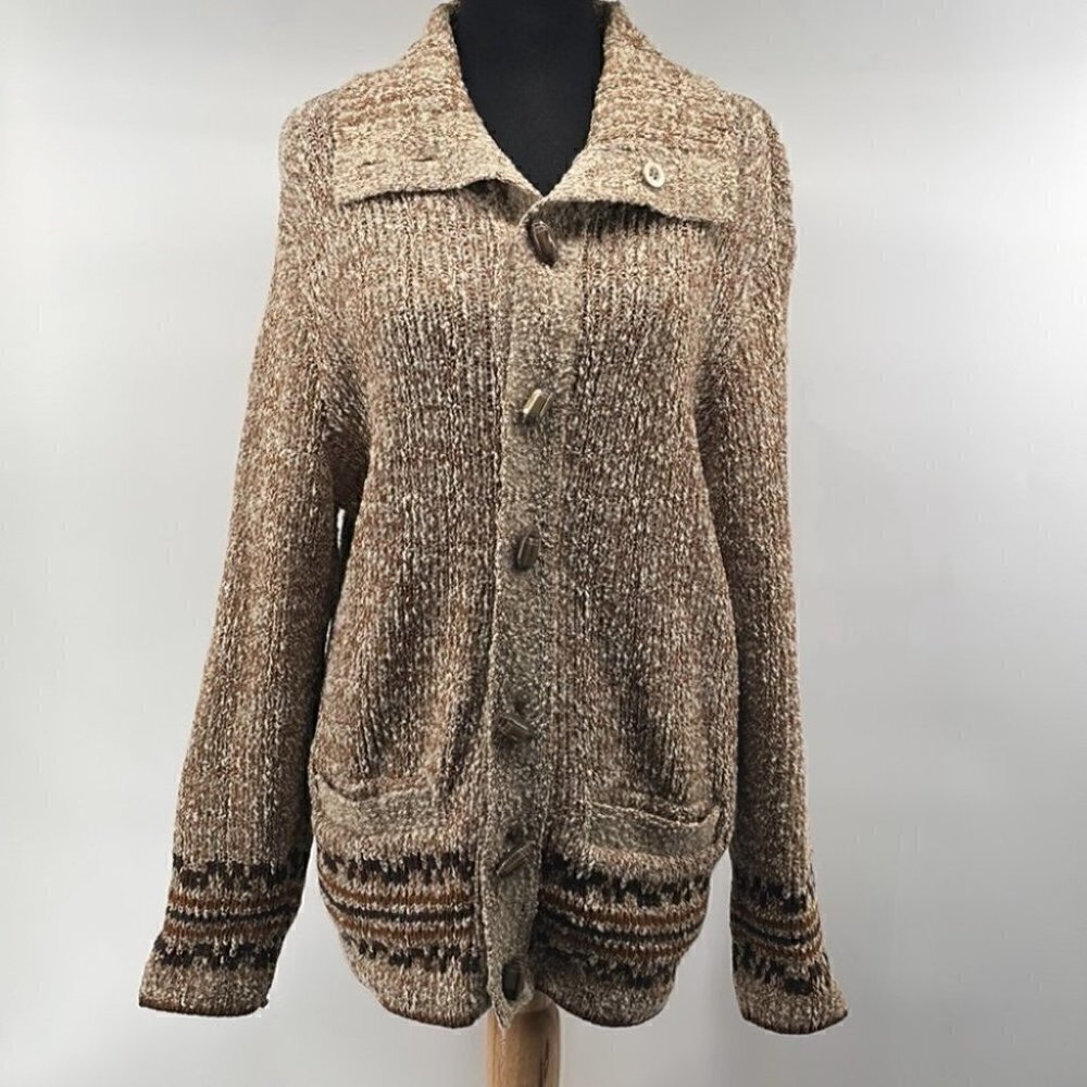 Tundra 100% pure virgin wool cardigan cottage core neutral unique toggle sz S